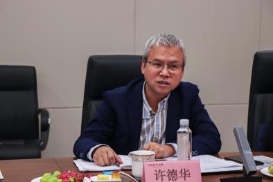地大地信公司党委书记许德华介绍公司情况
